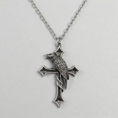 The Dark Omen Necklace