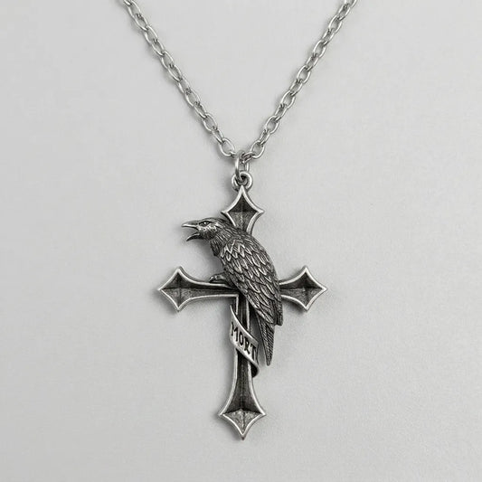 The Dark Omen Necklace