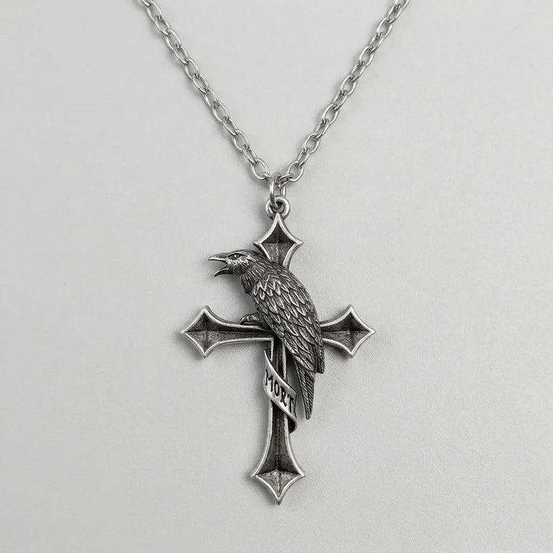 The Dark Omen Necklace