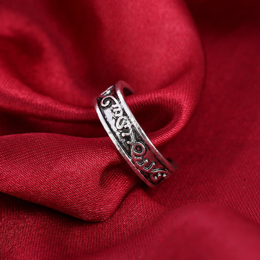 Classic Ring with Timeless Appeal