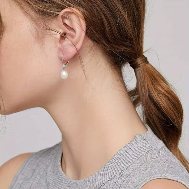 Charming Pearl Earring for Any Occasion