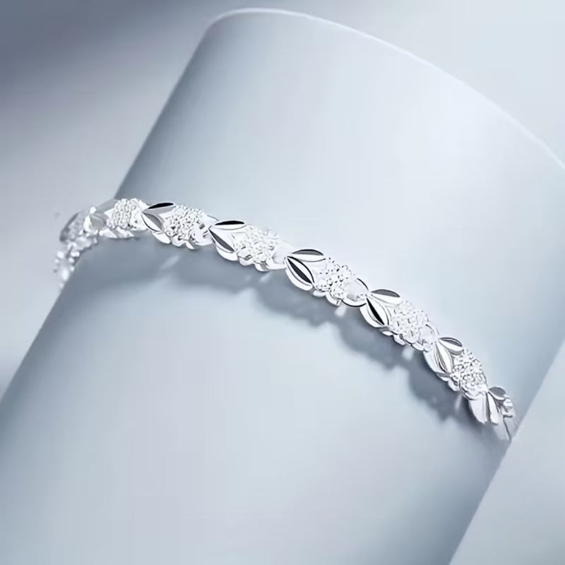 Romantic Bracelet for Special Moments
