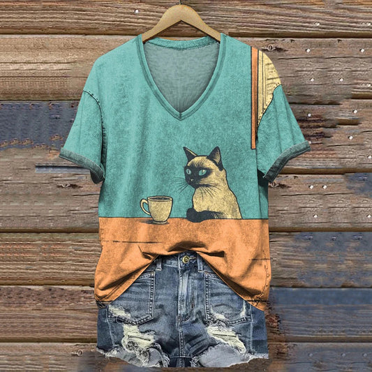Comstylish Quirky Kitchen Art Chill Siamese Cat And Coffee Vintage V-Neck Casual T-Shirt
