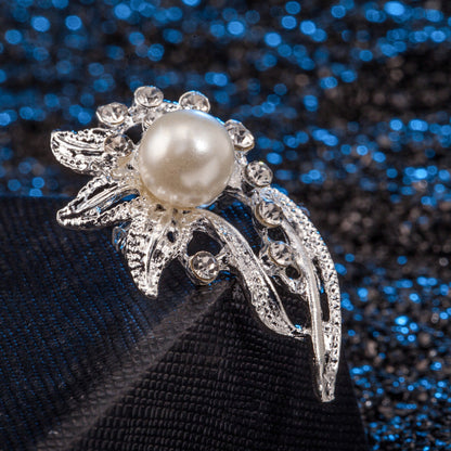 Charming Pearl Piece for Any Occasion