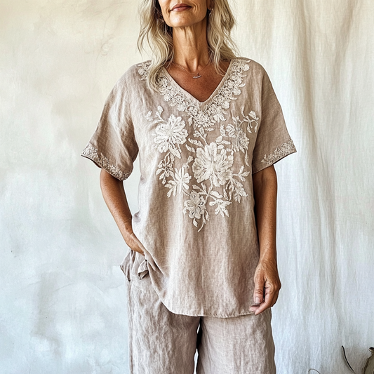 Women's Vintage Floral Pattern Cotton And Linen V-neck Shirt artswardrobe