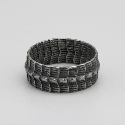 Serpent Scale Band Ring