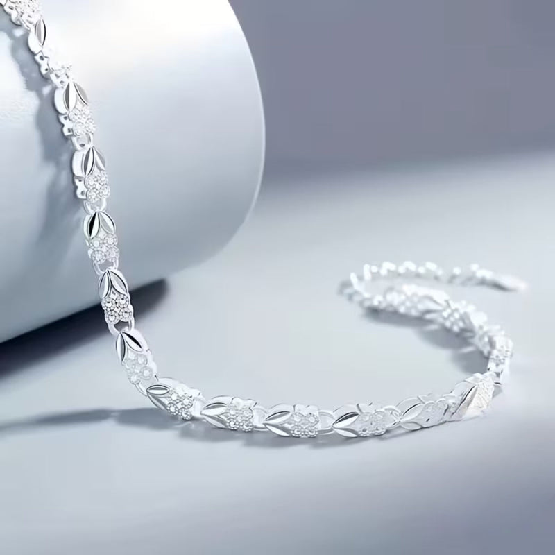 Romantic Bracelet for Special Moments