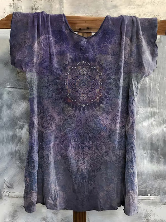 Women's Hippie Print V-neck T-shirt artswardrobe