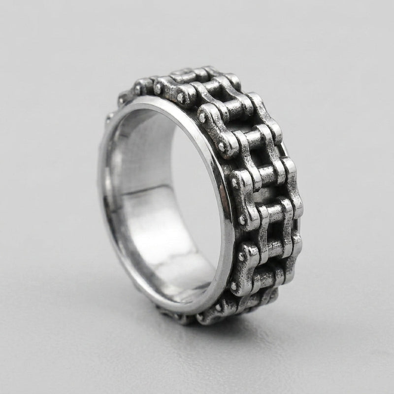 Retro Locomotive Chain Ring