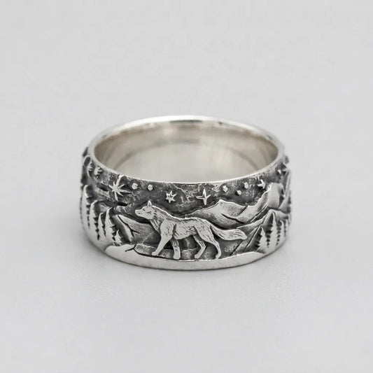 Wolf Wilderness Panoramic Band Ring