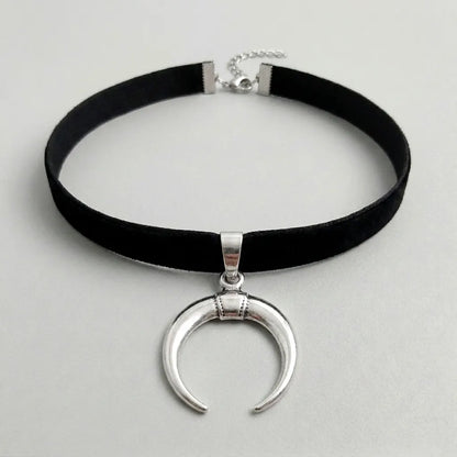 Dark Moon Horn Choker Necklace