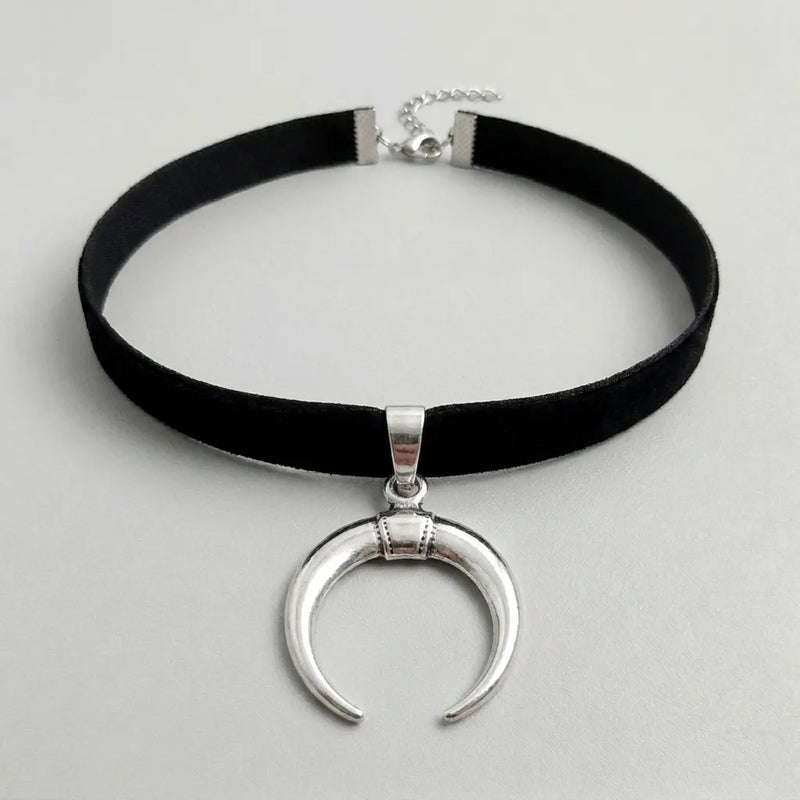 Dark Moon Horn Choker Necklace