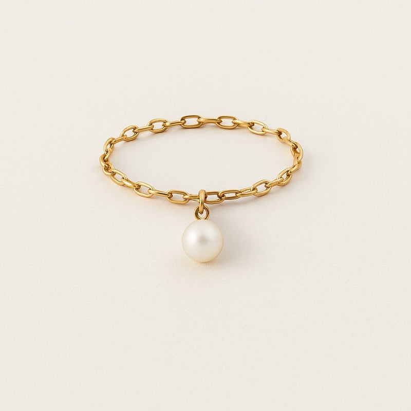 Classic Gold Chain with Timeless Appeal