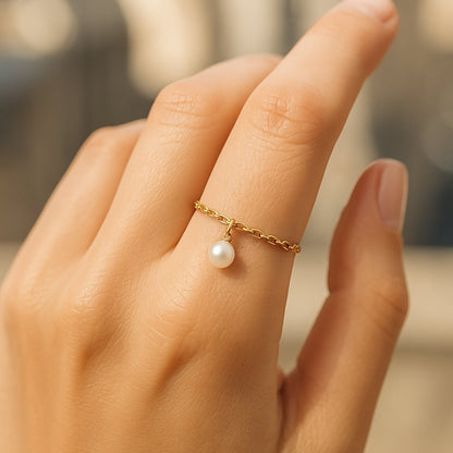 Classic Gold Chain with Timeless Appeal