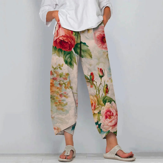 Vintage Floral Art Pattern Cropped Casual Pants artswardrobe