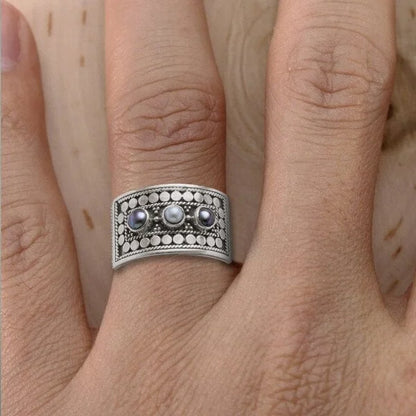 Elegant Pearl Ring for Every Occasion