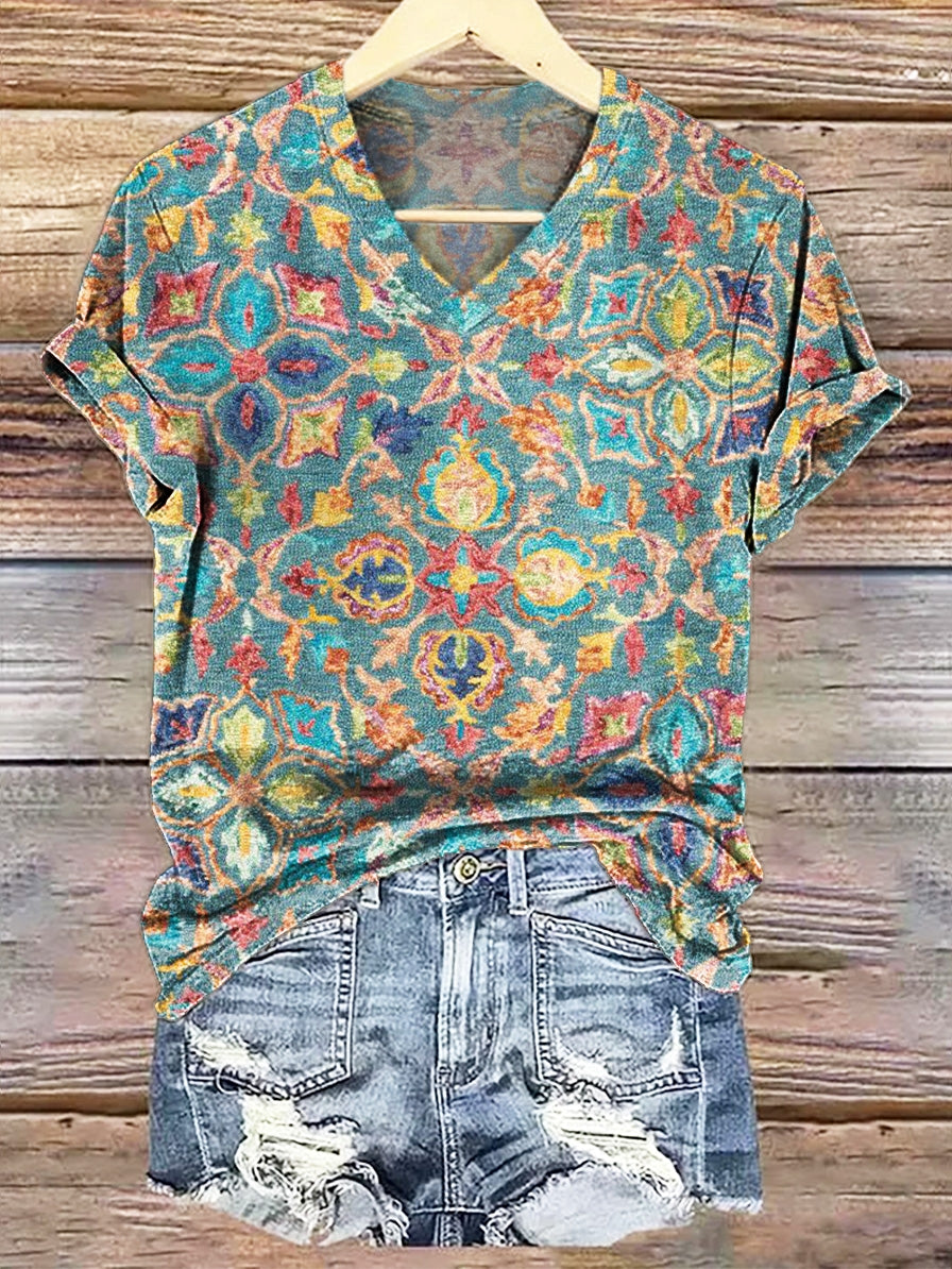 Women's Retro Folk Totem Art Pattern Print Casual V-neck T-shirt