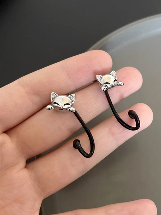 Vintage Cute Cat Design Earrings