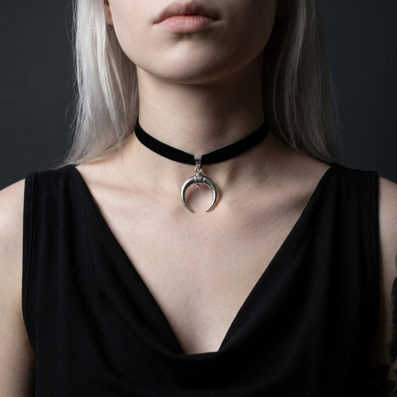 Dark Moon Horn Choker Necklace