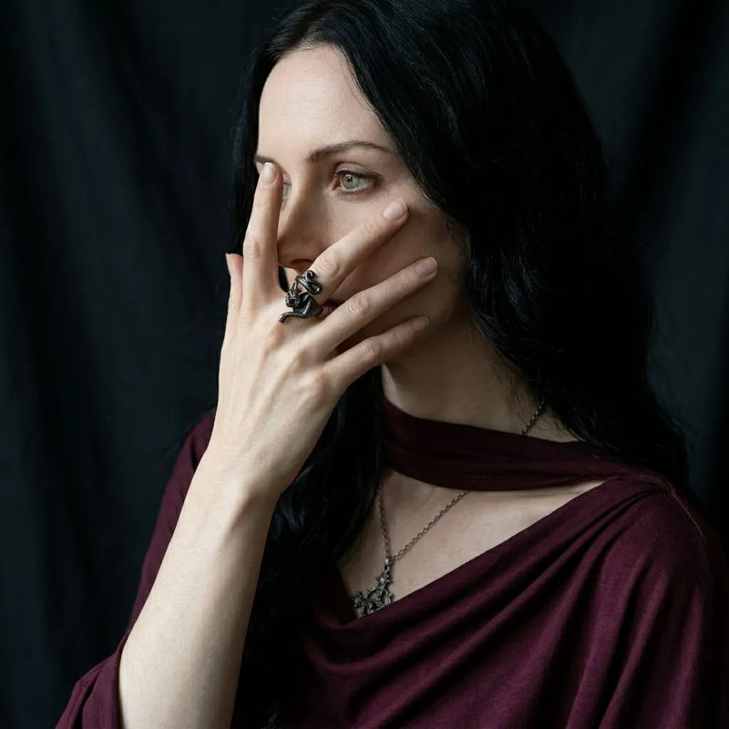 Witches Black Cat Wrap Ring