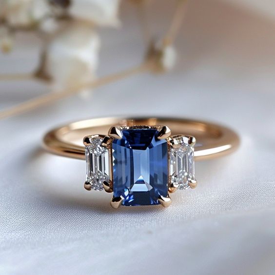Beautiful Gold Ring with Unique Style