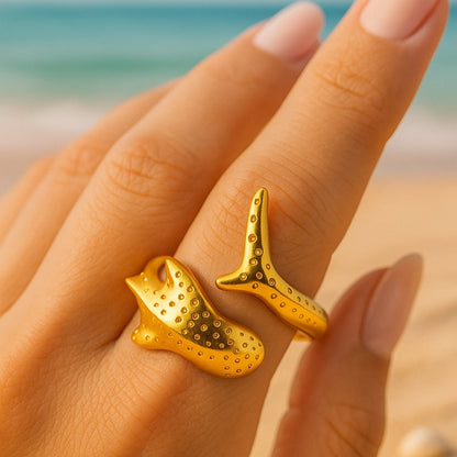 Beautiful Gold Bracelet with Unique Style