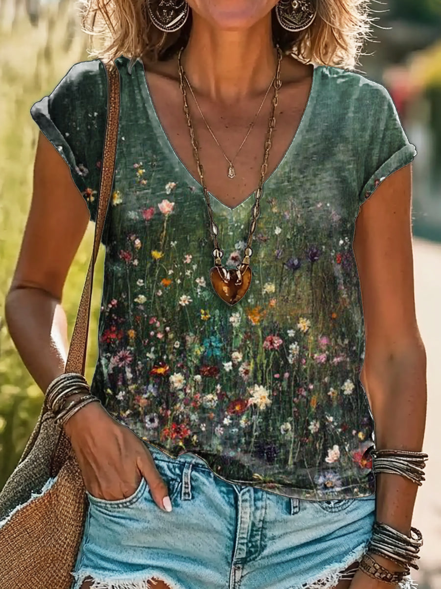 Vintage Floral Art Print 100%Cotton V-neck T-Shirt