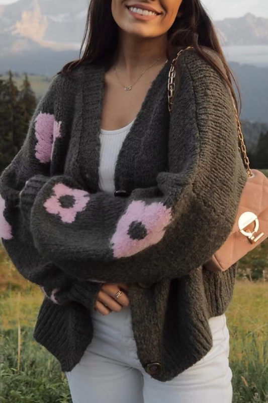 Velma® | Knitted V-neck sweater coat with lazy style 3D intarsia pattern