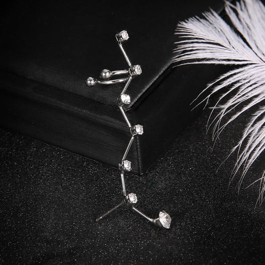 Romantic Silver Earring for Special Moments