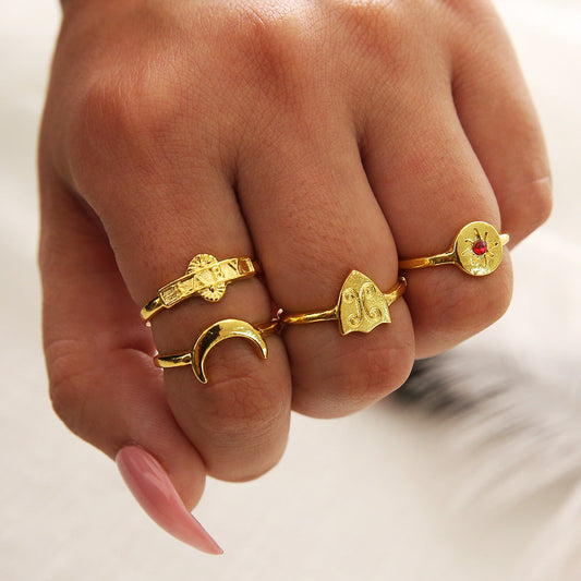 Beautiful Gold Set with Unique Style