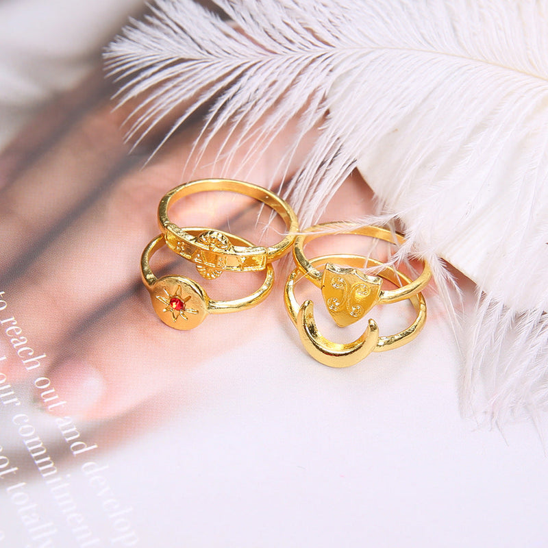 Beautiful Gold Set with Unique Style