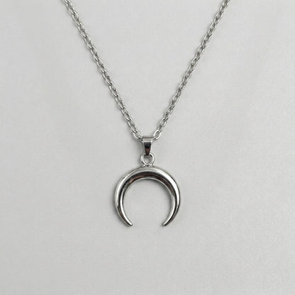 Lunaris Crescent Horn Necklace