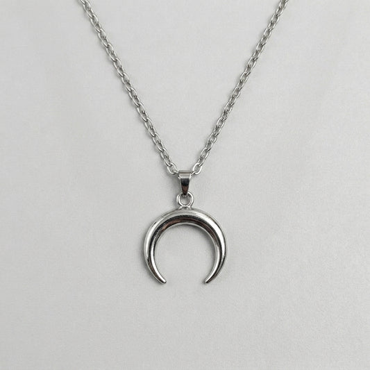 Lunaris Crescent Horn Necklace