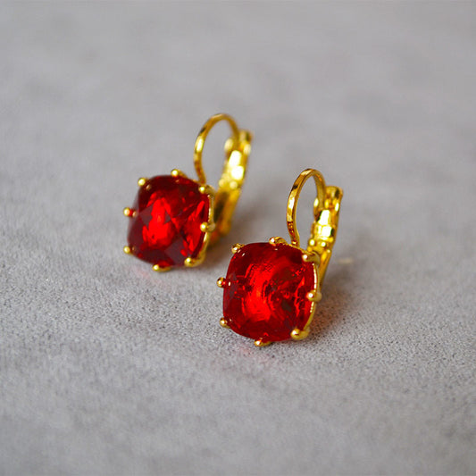 Elegant Earring for Every Occasion