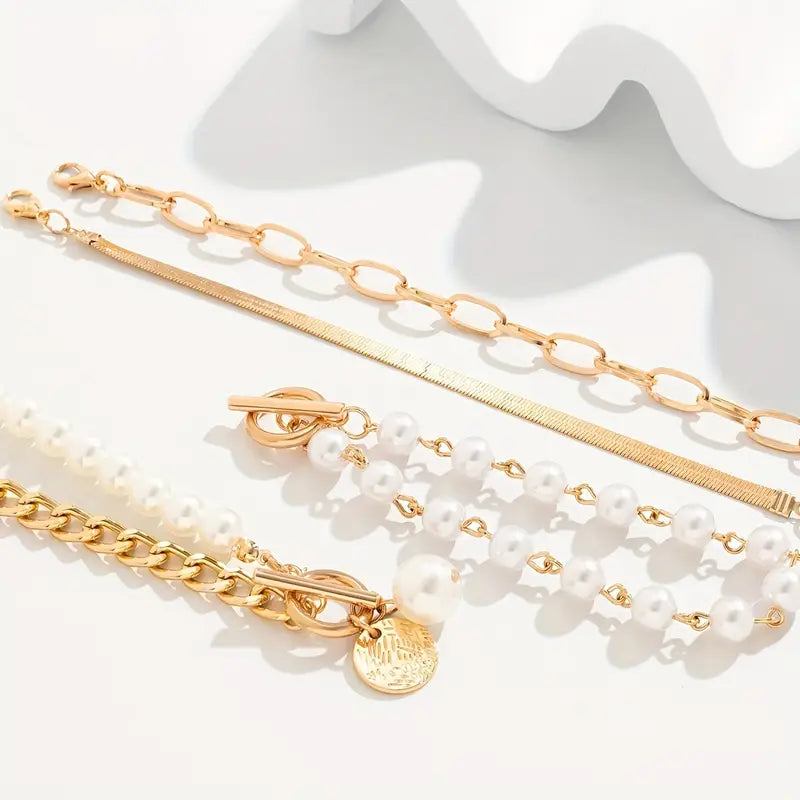 Stunning Gold Set for Daily Wear