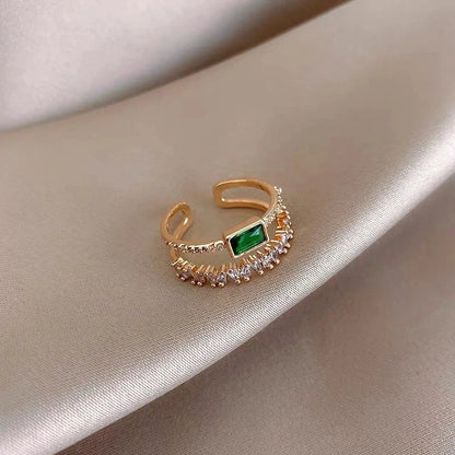 Romantic Gold Ring for Special Moments