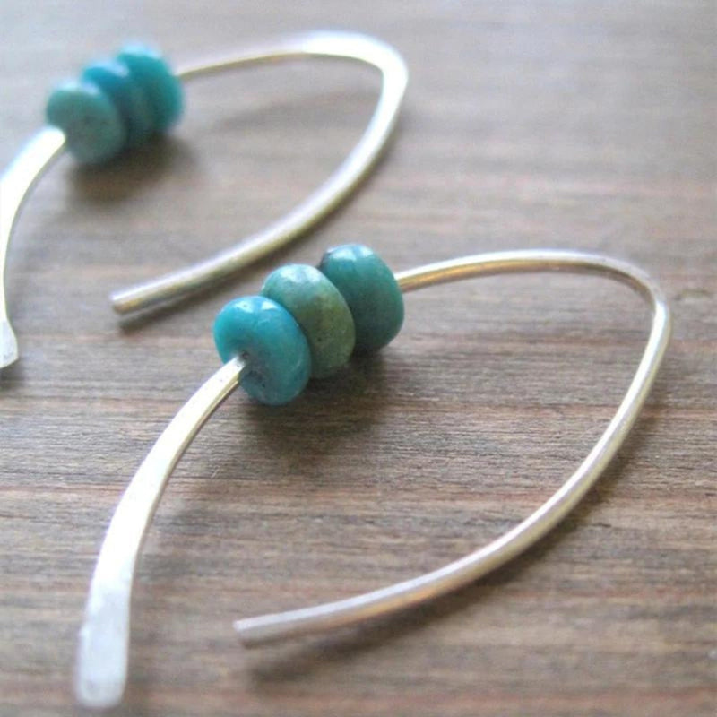 Charming Silver Earring for Any Occasion