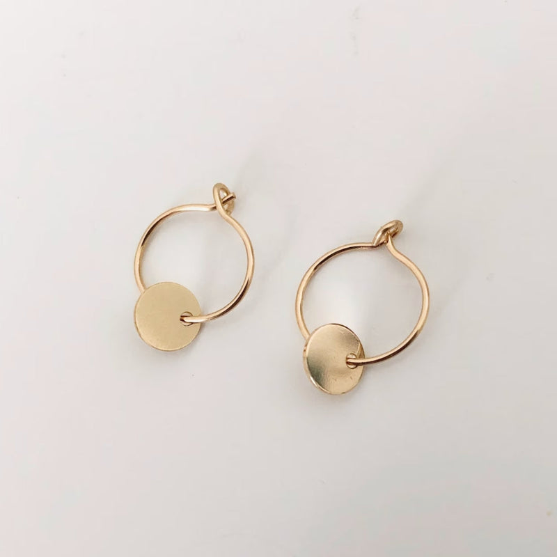 Elegant Gold Earring for Every Occasion