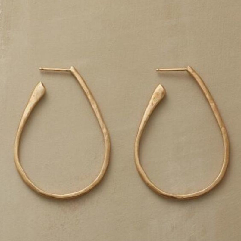 Beautiful Gold Earring with Unique Style