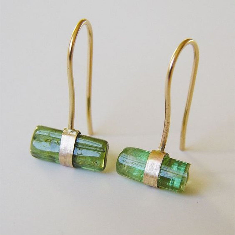 Charming Gold Earring for Any Occasion