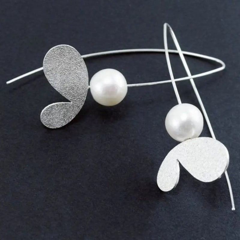 Beautiful Pearl Earring with Unique Style