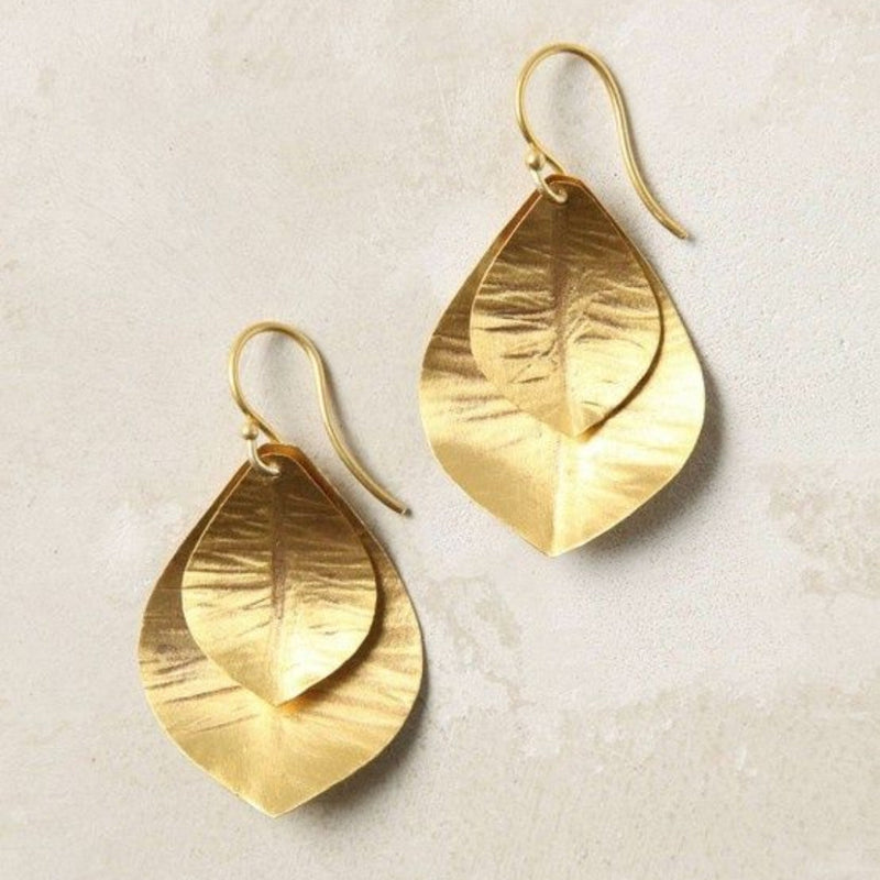 Beautiful Gold Earring with Unique Style