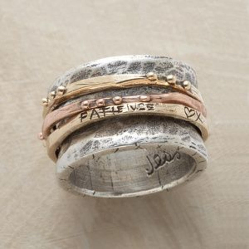 Classic Gold Ring with Timeless Appeal