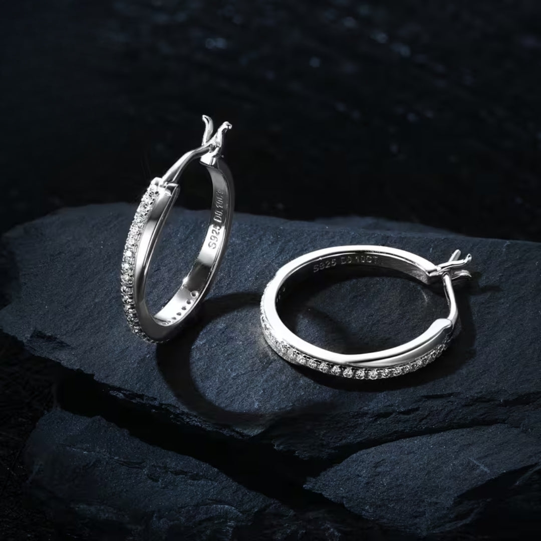 Classic Gold Earring with Timeless Appeal