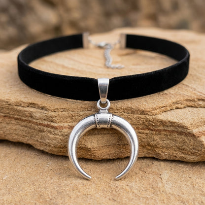 Dark Moon Horn Choker Necklace