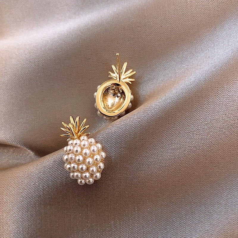 Romantic Pearl Earring for Special Moments