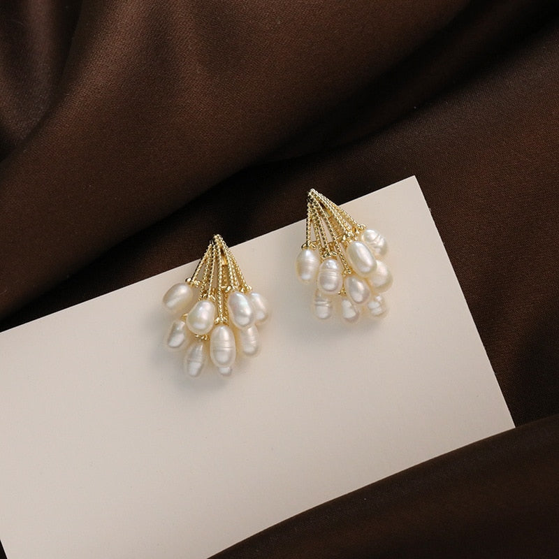 Romantic Pearl Earring for Special Moments