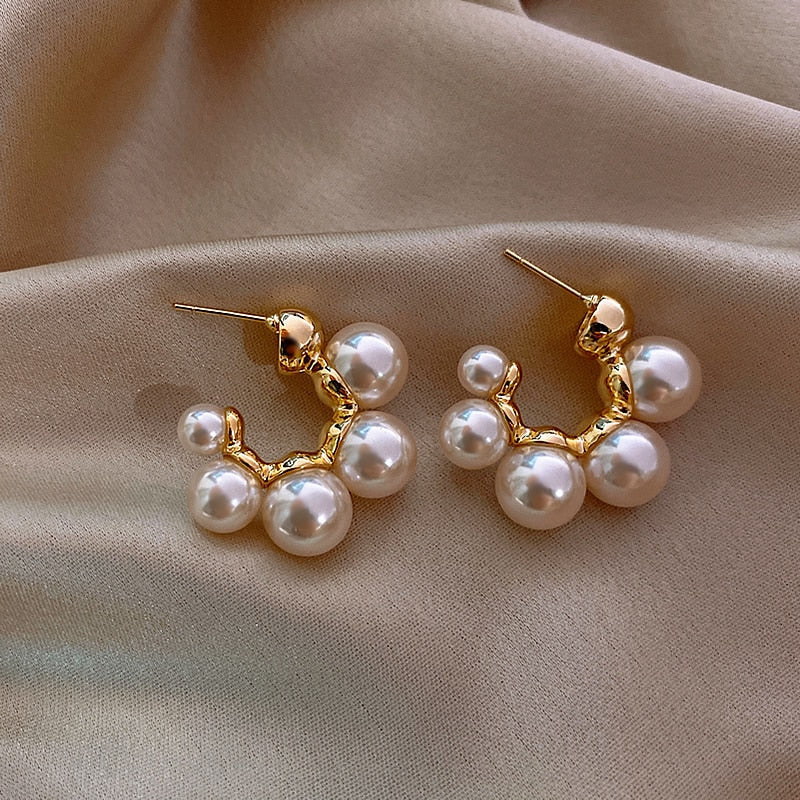 Charming Pearl Earring for Any Occasion