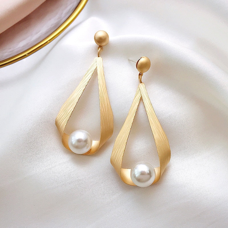 Delicate Artisan Pearl Earring