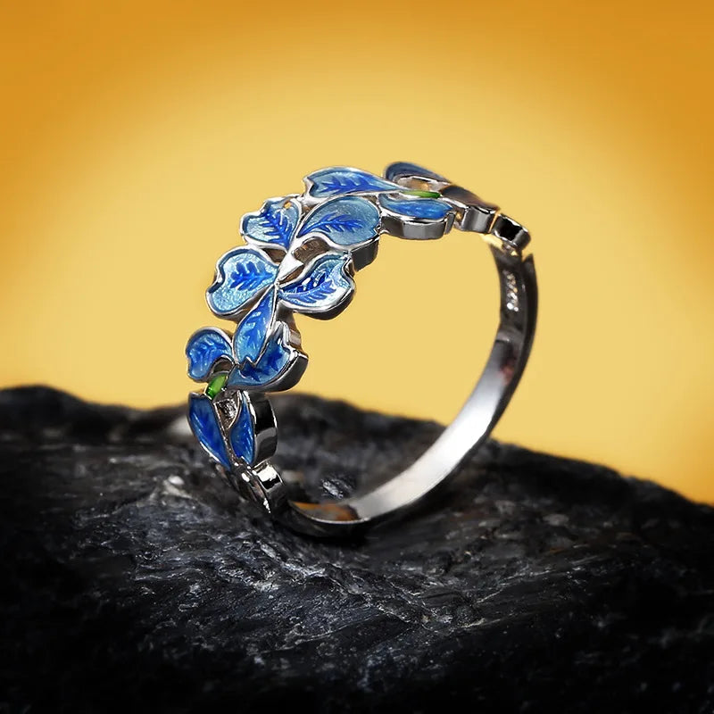 Stunning Silver Ring for Daily Wear